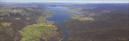 Lake Jindabyne - NSW (PBH4 00 10449)